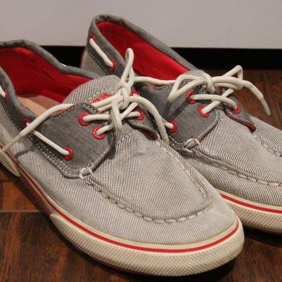2/$50 🏷 Sperry Boat Shoes Size 4Y - Picture 2 of 4